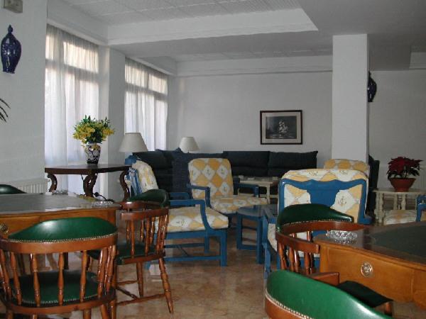 Apartamentos El Velero Torremolinos Exterior photo